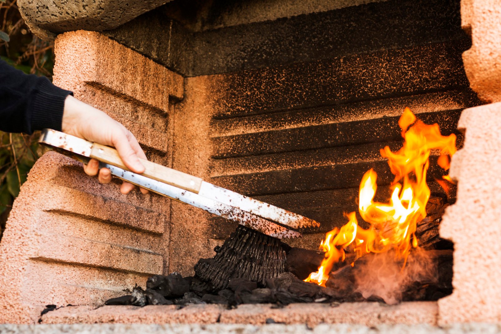 Hidden Science Behind Wood Heating in Shashel Devices